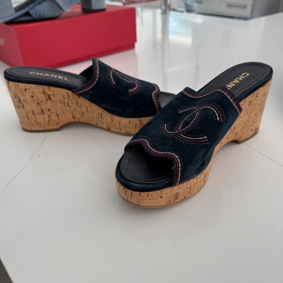 Chanel Blue Suede Mules Clogs Cork Platform Wedge Heel 40 - Picture 7 of 10